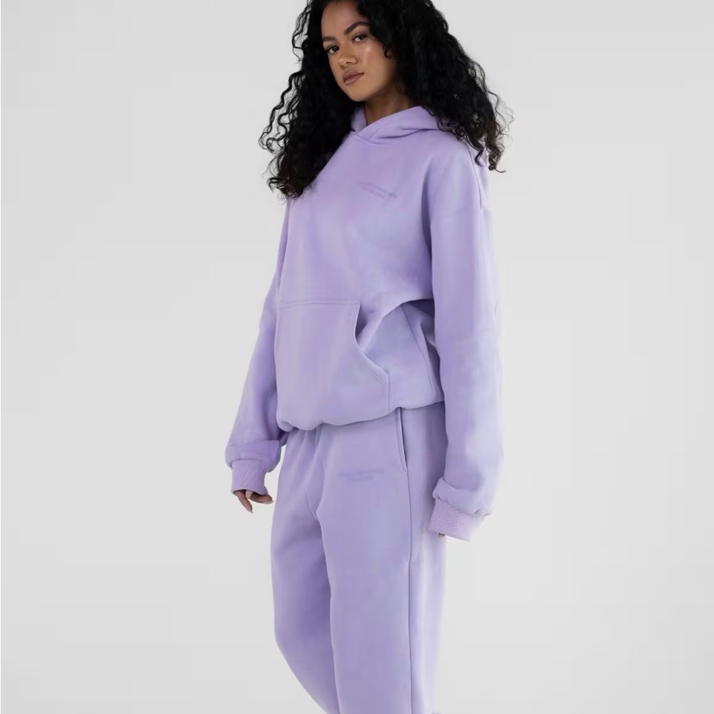 Comfrt Lavender Sweatshirt and Sweatpants